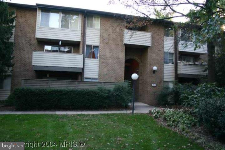19323 Club House Road, Unit 101 Gaithersburg, MD 20886 - Photo 1 of 25 Exterior Front