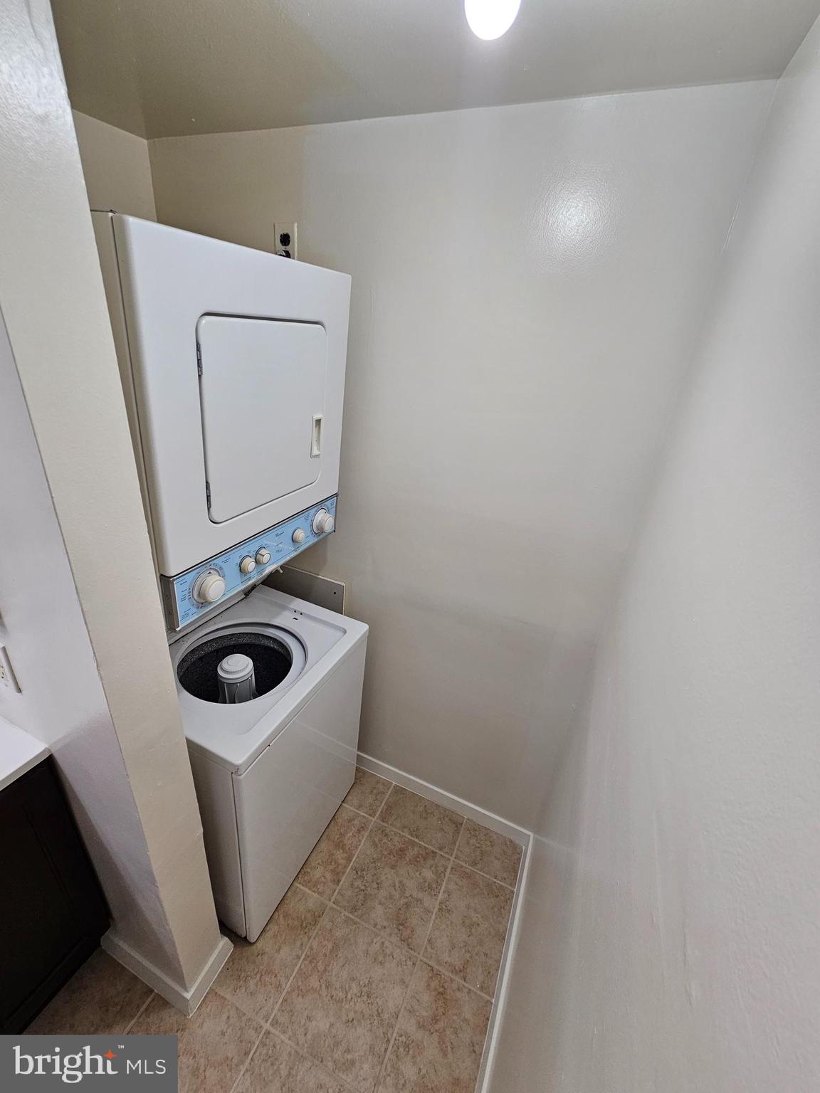 19323 Club House Road, Unit 101 Gaithersburg, MD 20886 - Photo 14 of 25 Laundry Area