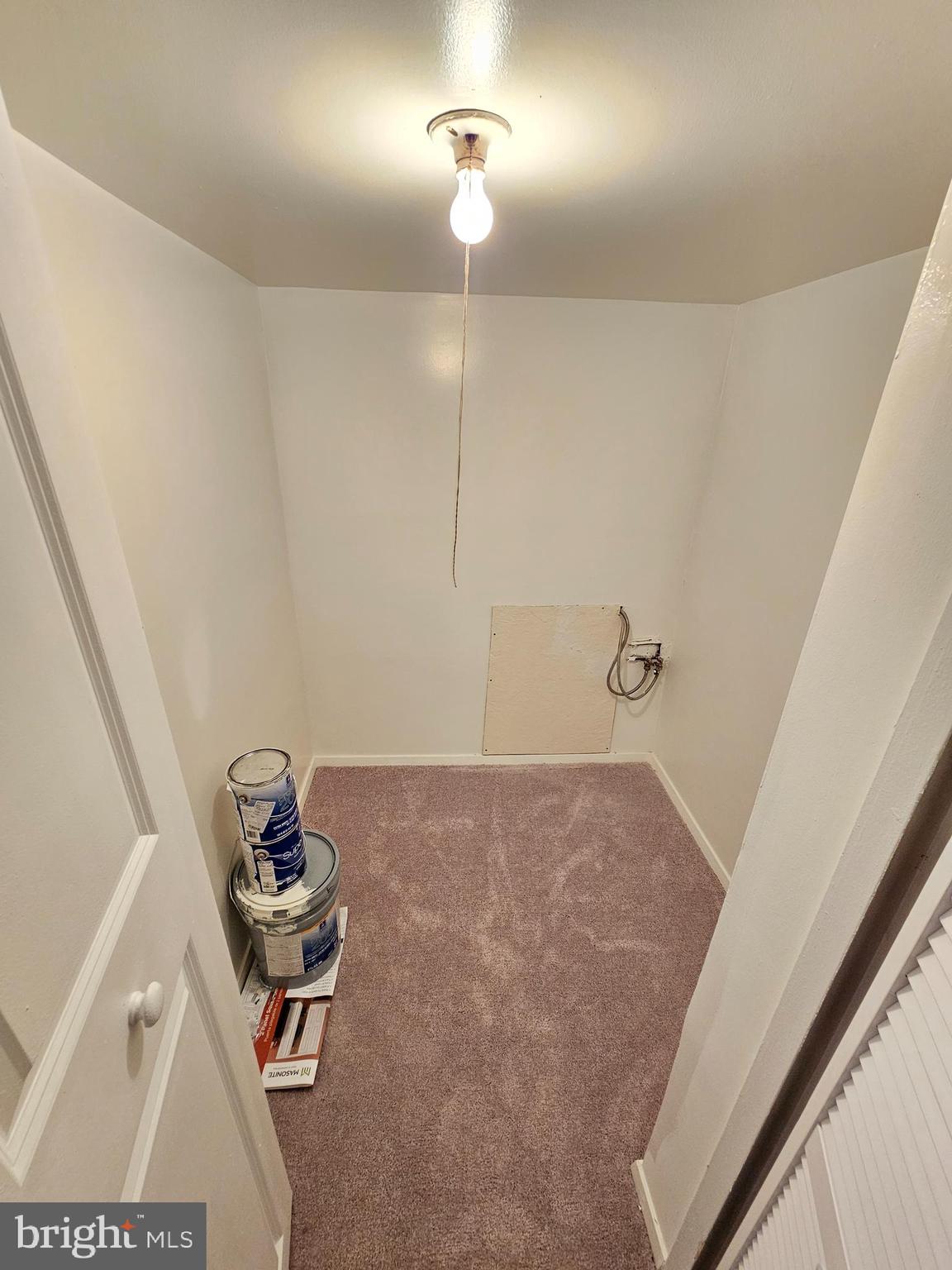 19323 Club House Road, Unit 101 Gaithersburg, MD 20886 - Photo 4 of 25 Storage Closet