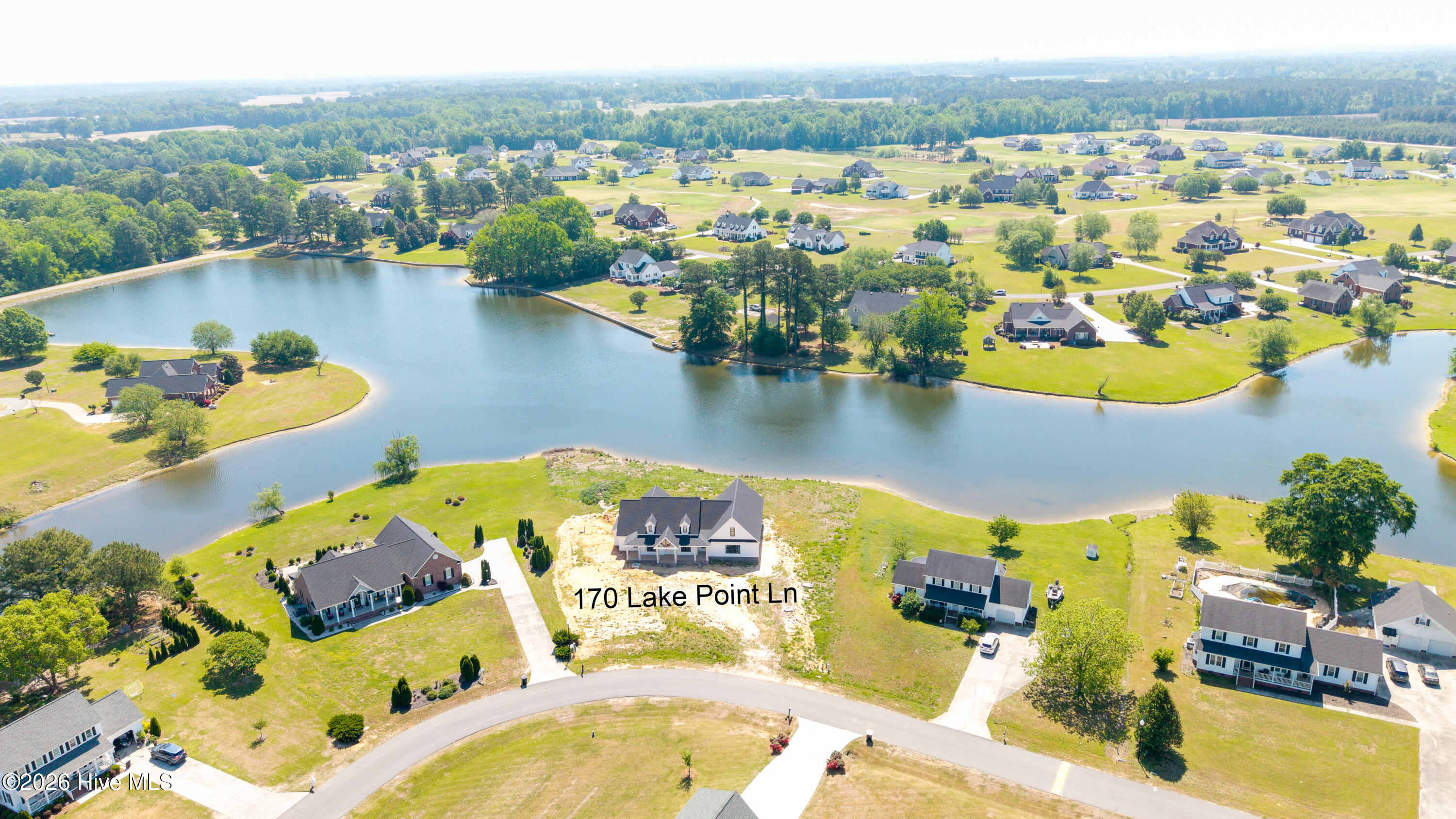 170 Lake Point Lane Clinton, NC 28328 - Photo 5 of 34 170 Lake Point Ln2