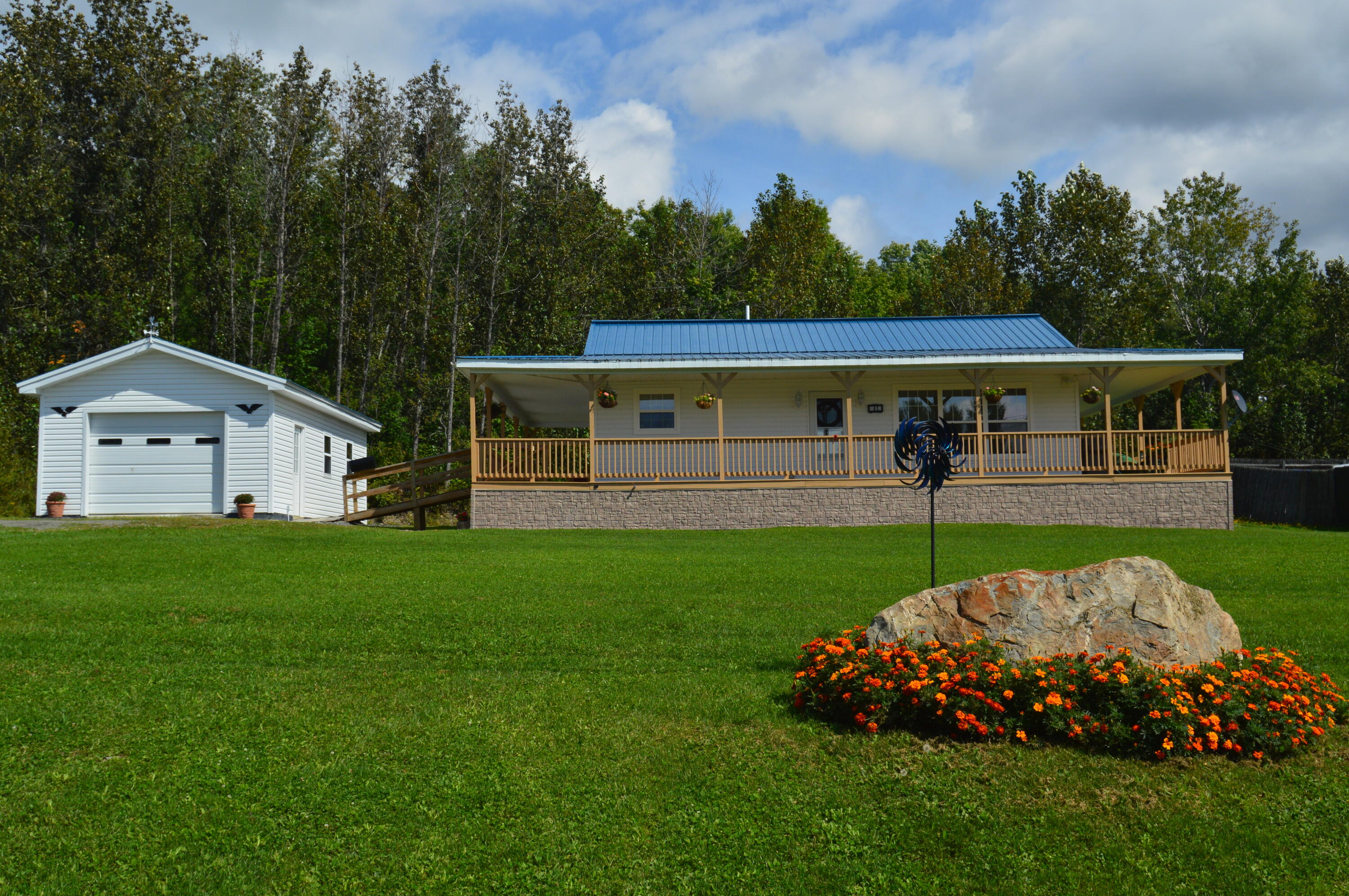 41 Maple Street Fort Kent, ME 04743 - Photo 10 of 18 DSC_0015