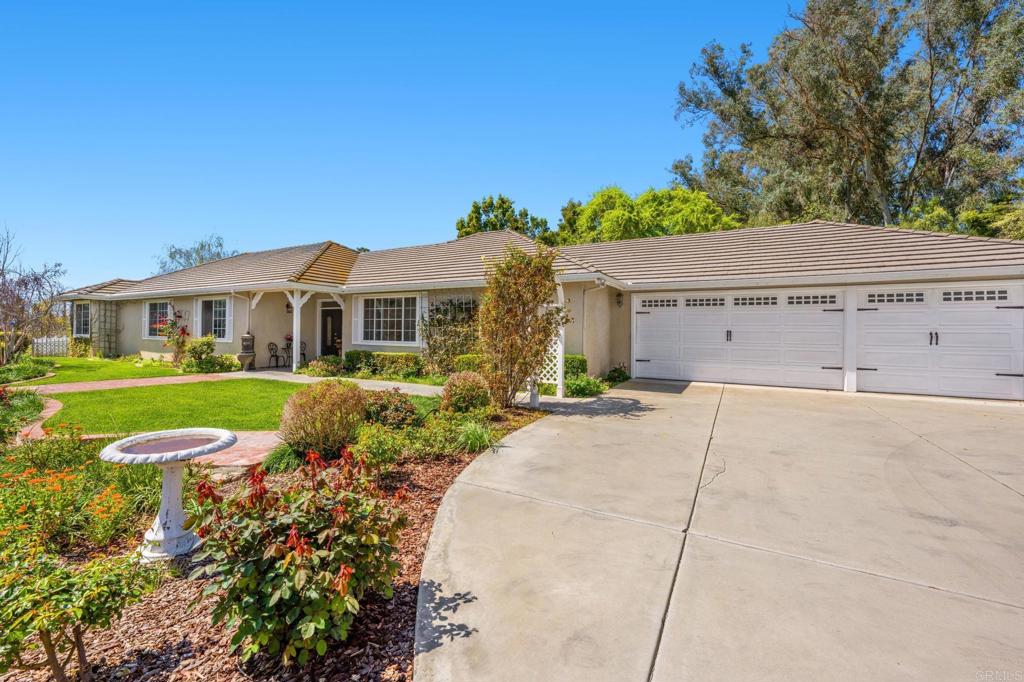 3071 Snows Road Fallbrook, CA 92028 - Photo 1 of 1 front view of house with a yard