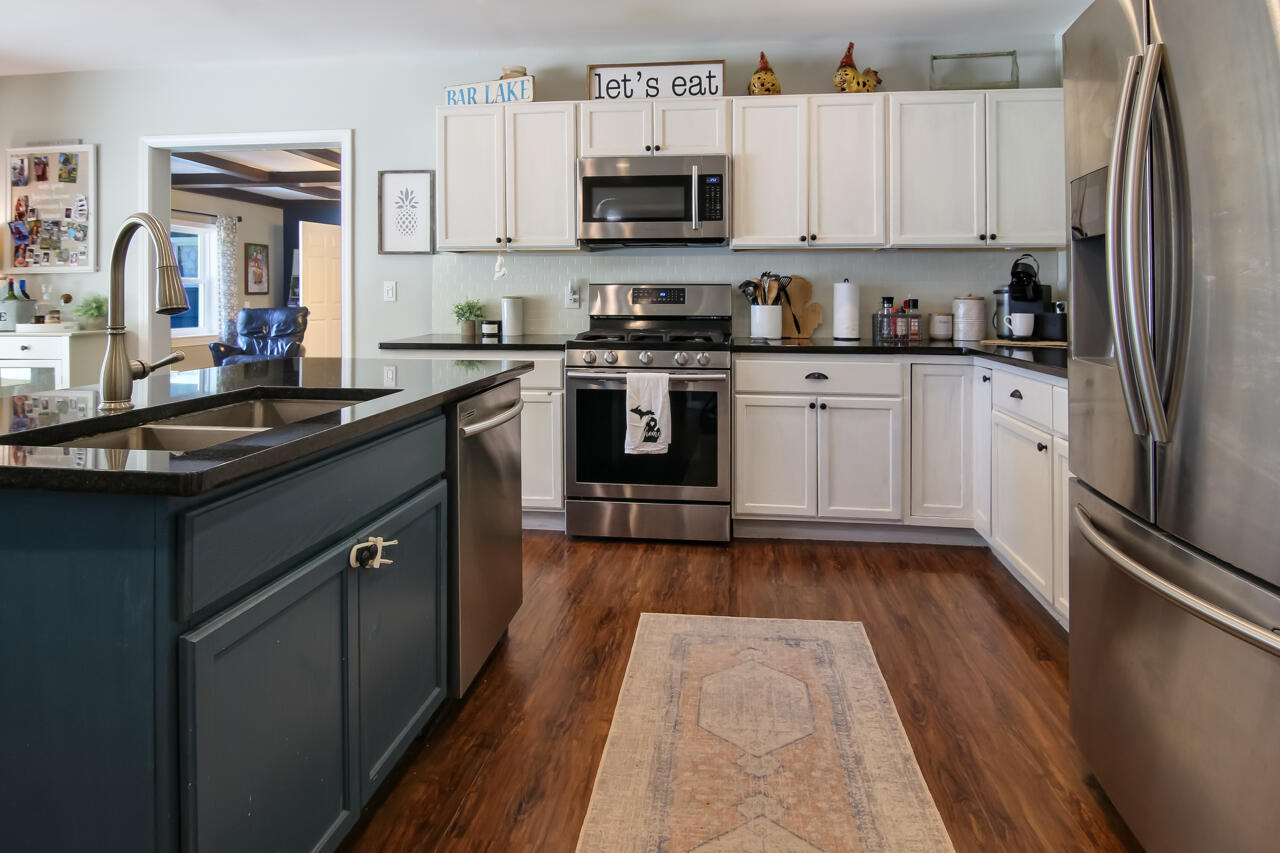 250 East Piney Road Manistee, MI 49660 - Photo 14 of 25 14-Scene-15