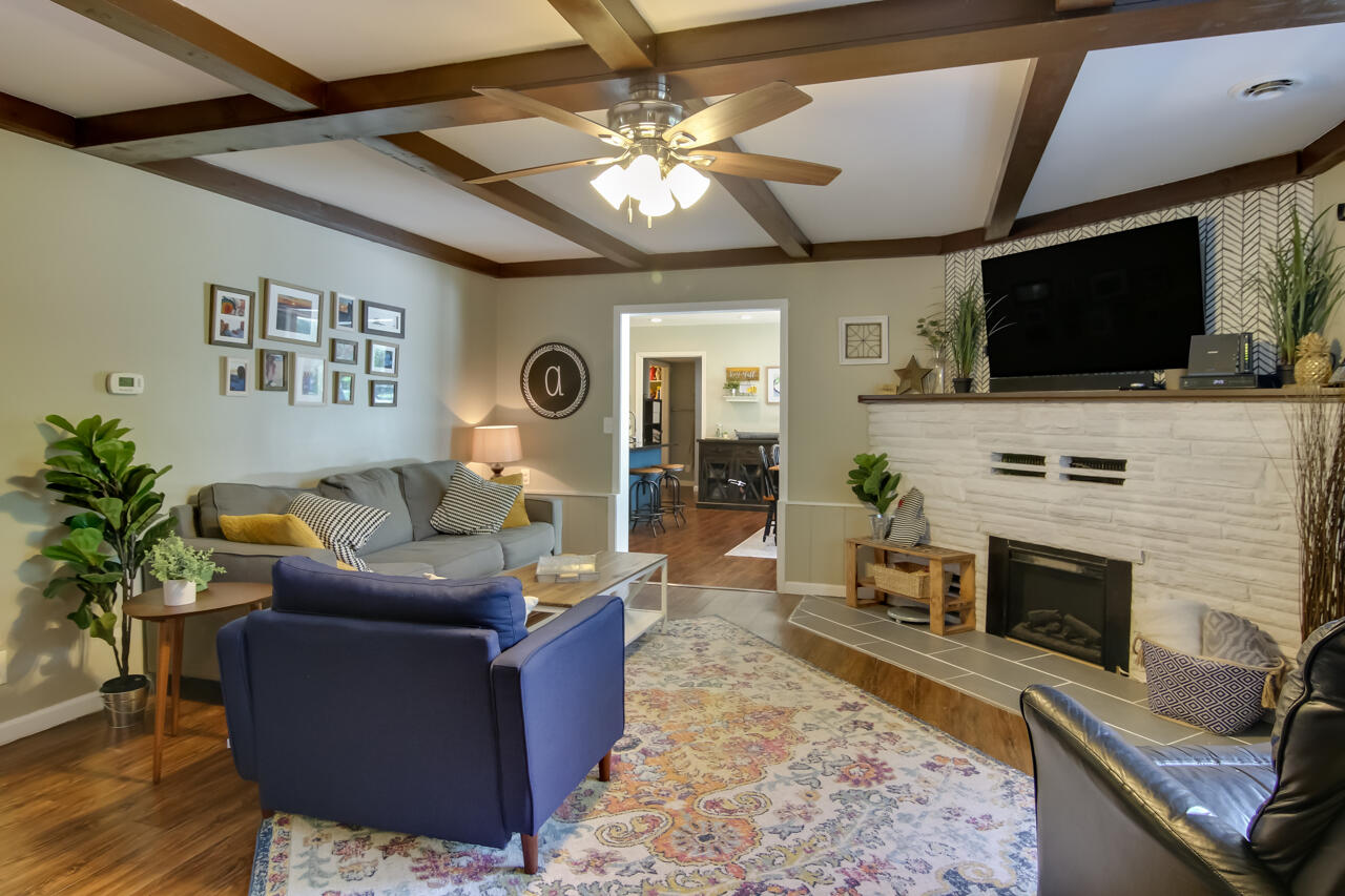 250 East Piney Road Manistee, MI 49660 - Photo 8 of 25 8-Scene-9