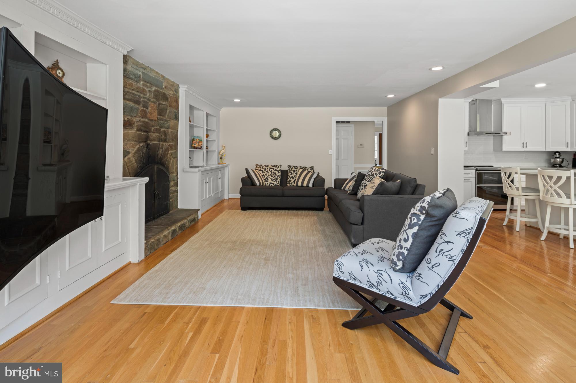 12810 Travilah Road Potomac, MD 20854 - Photo 14 of 51 Gallery Image 14