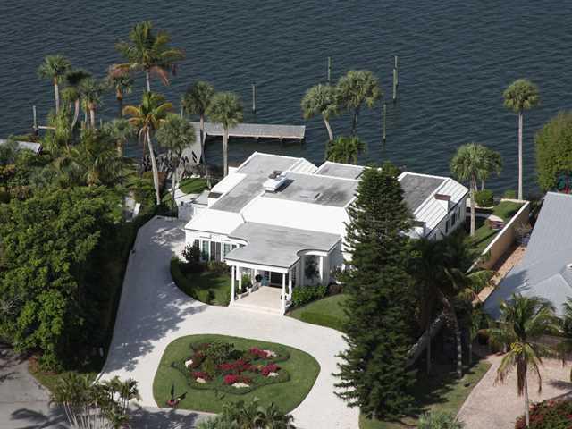 41 West High Point Road Stuart, FL 34996 - Photo 2 of 25 Gallery Image 2