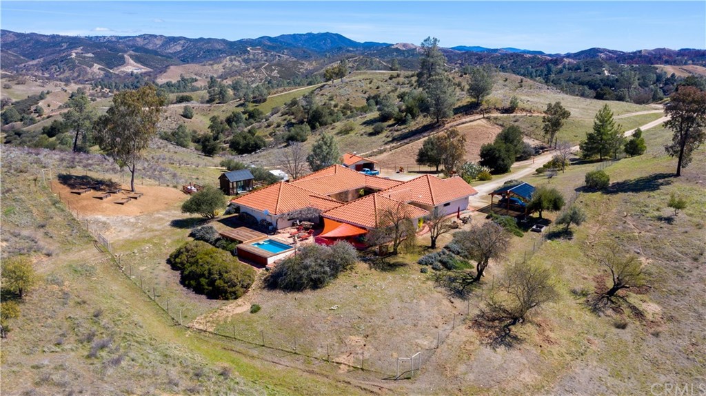 9750 Random Canyon Way Creston, CA 93432 - Photo 2 of 75