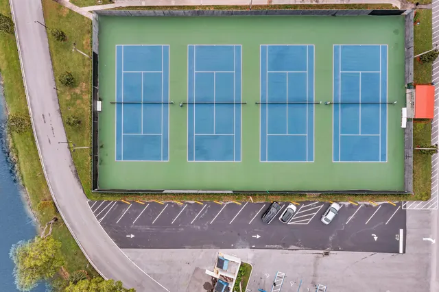 a view of a outdoor space