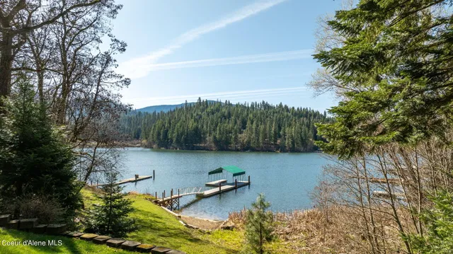$1,225,000 | 19503 East Hayden Lake Road, Hayden, ID 83835