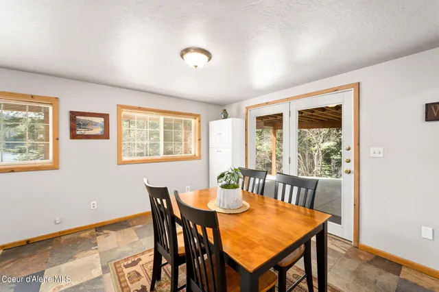 $1,225,000 | 19503 East Hayden Lake Road, Hayden, ID 83835