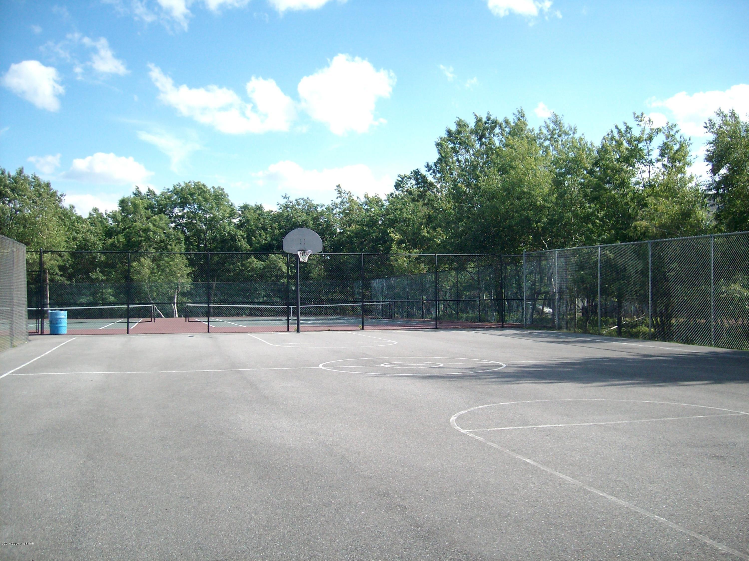 154 Upper Notch Road Albrightsville, PA 18210 - Photo 23 of 25 a view of a tennis court