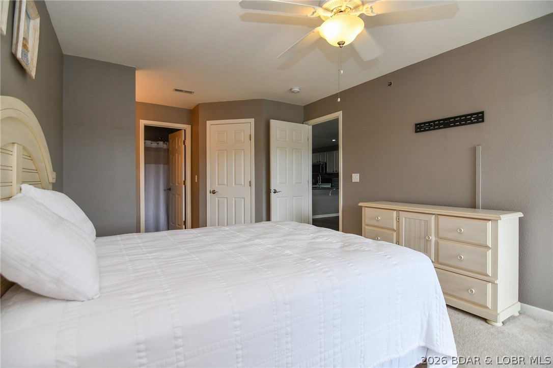 194 Sac Road, Unit D301 Sunrise Beach, MO 65079 - Photo 24 of 43 Full bath off lakeside bedroom 2