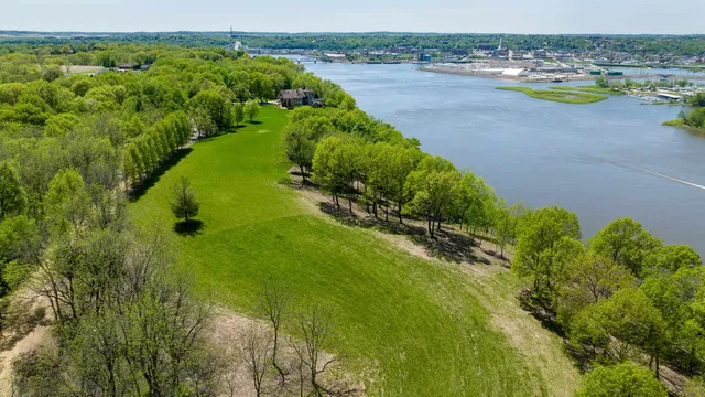 $590,000 | Lot 2 Wolff Hazel Green, Hazel Green, WI 53811