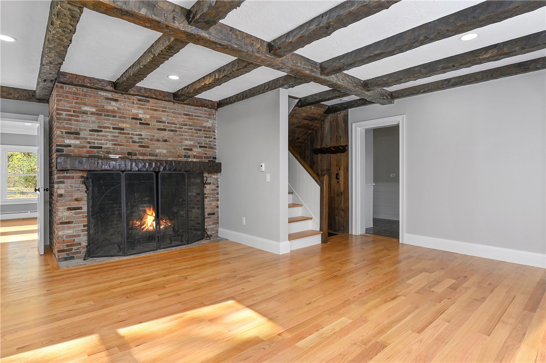 223 Reservoir Road Cumberland, RI 02864 - Photo 12 of 40