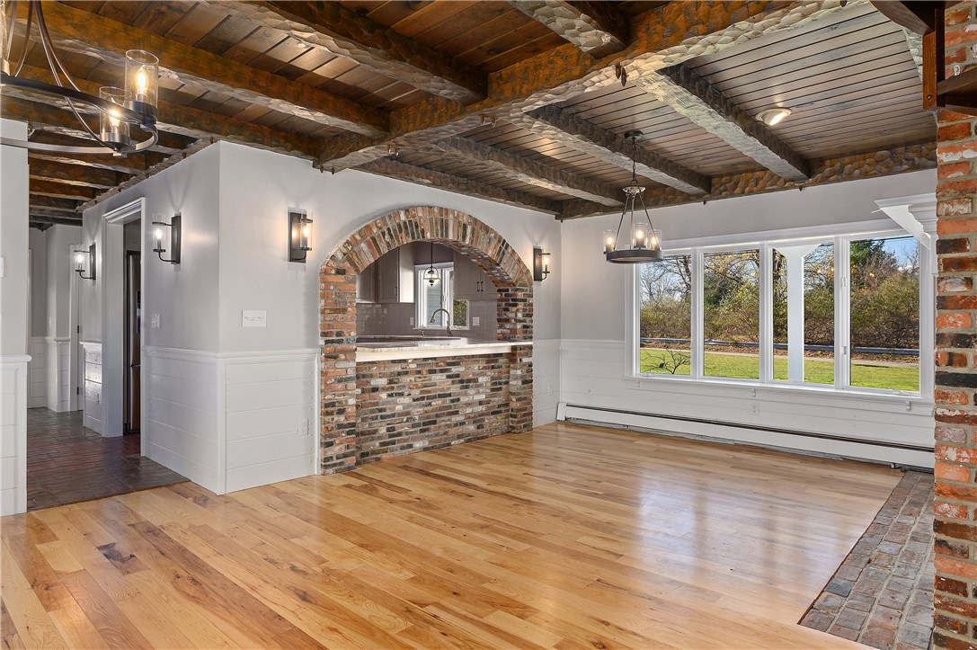 223 Reservoir Road Cumberland, RI 02864 - Photo 15 of 40