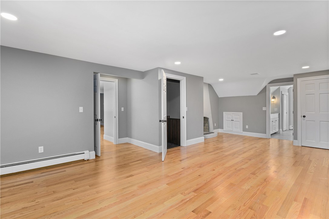 223 Reservoir Road Cumberland, RI 02864 - Photo 20 of 40