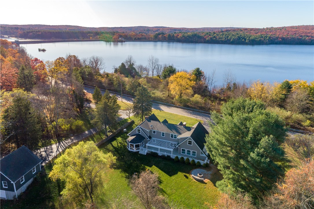 223 Reservoir Road Cumberland, RI 02864 - Photo 38 of 40