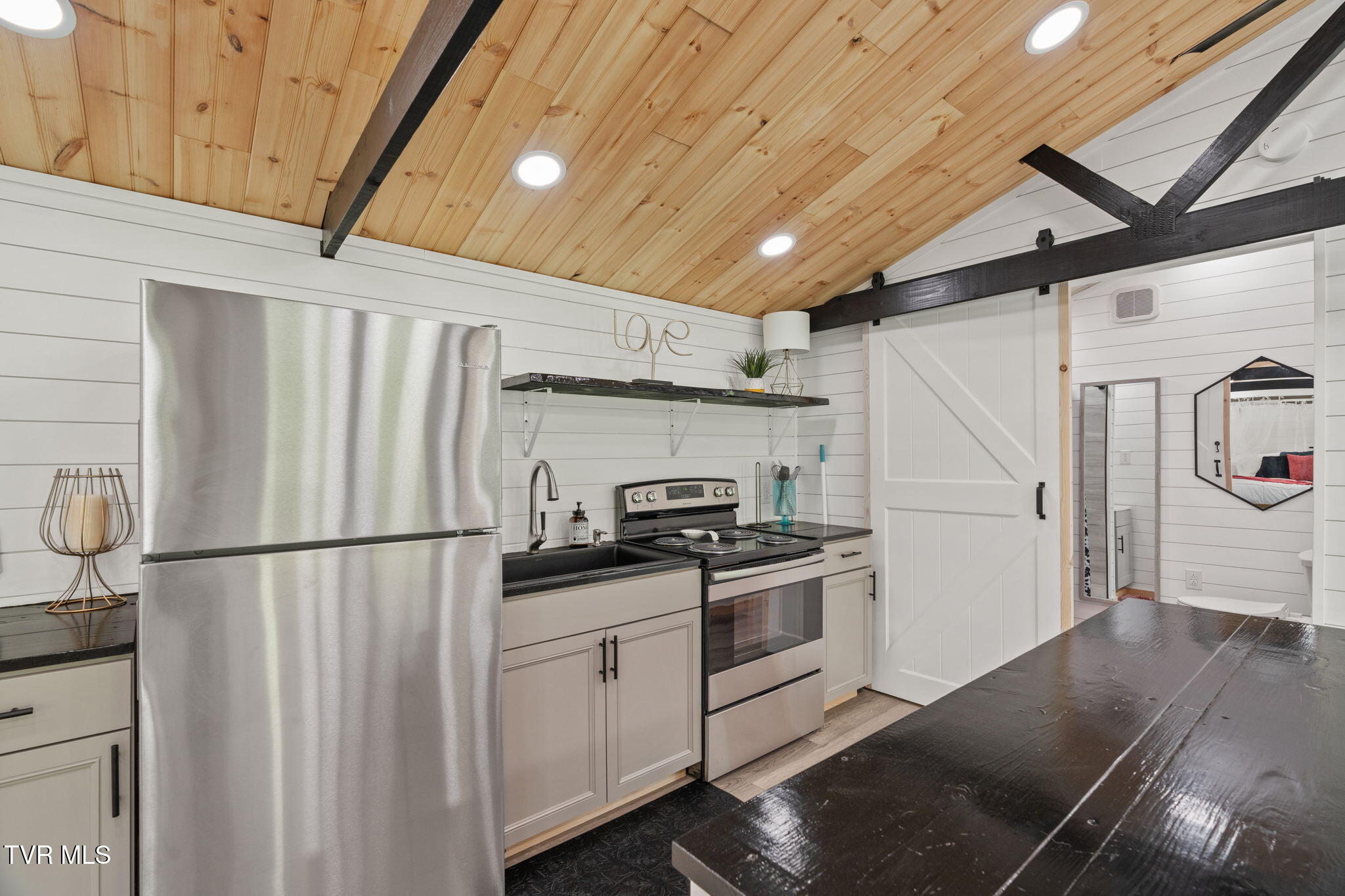 3224 Knob Creek Road Gray, TN 37615 - Photo 12 of 26 13-web-or-mls-DSC00015