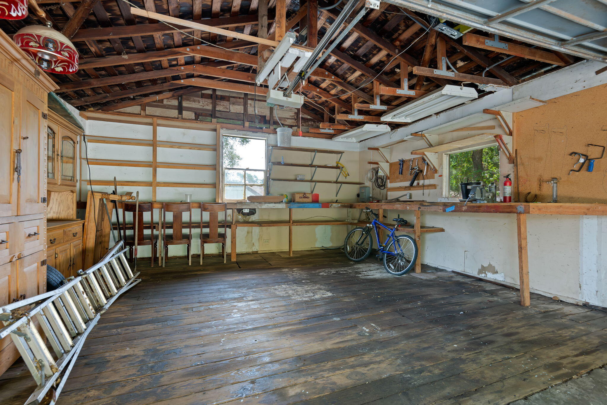 279 Rosario Park Road Santa Barbara, CA 93105 - Photo 45 of 49 Garage Interior