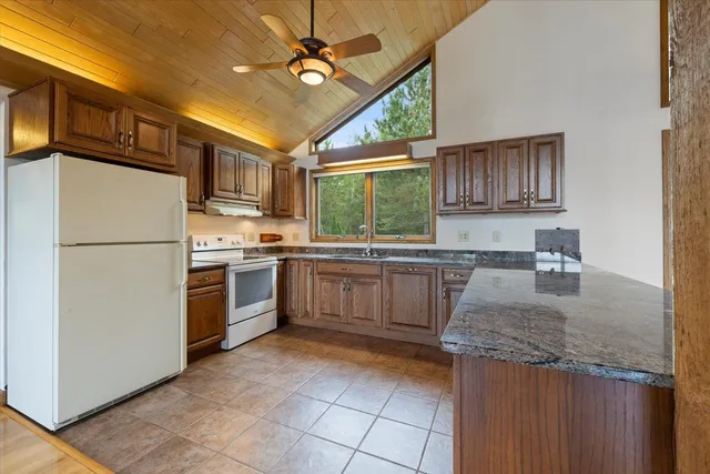 $1,200,000 | 2375 Viste Point Road, Ely, MN 55731