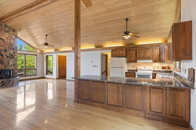 $1,200,000 | 2375 Viste Point Road, Ely, MN 55731