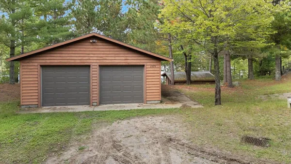 $1,200,000 | 2375 Viste Point Road, Ely, MN 55731