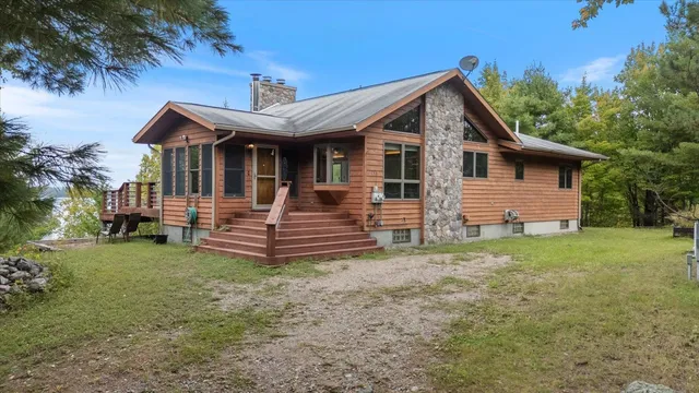 $1,200,000 | 2375 Viste Point Road, Ely, MN 55731