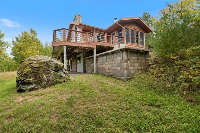 $1,200,000 | 2375 Viste Point Road, Ely, MN 55731