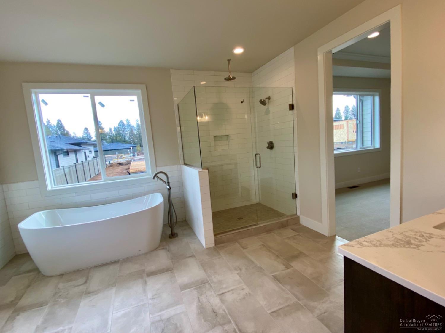 60876 River Rim Drive Bend, OR 97702 - Photo 7 of 14 January 28th