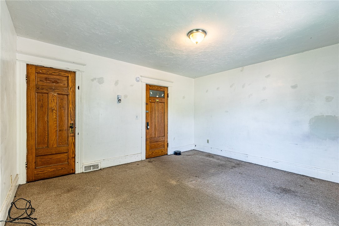 1375 North Clinton Avenue Rochester, NY 14621 - Photo 21 of 50