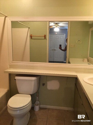 1128 North Alston Street, Unit 1128 Foley, AL 36535 - Photo 17 of 24 Master Bath