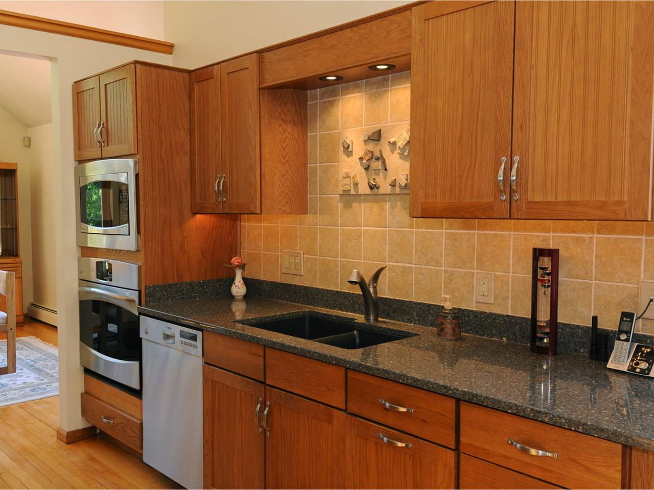 2781 South Road Williston, VT 05495 - Photo 9 of 36