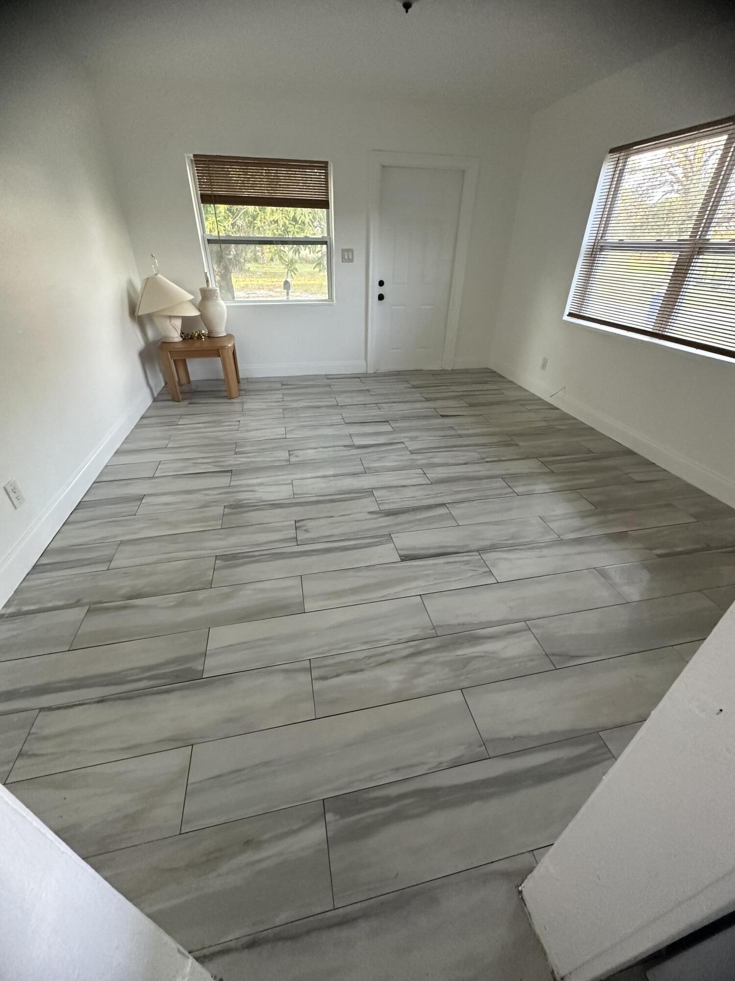 1119 Ave F, Unit B Fort Pierce, FL 34950 - Photo 5 of 7 IMG_6189