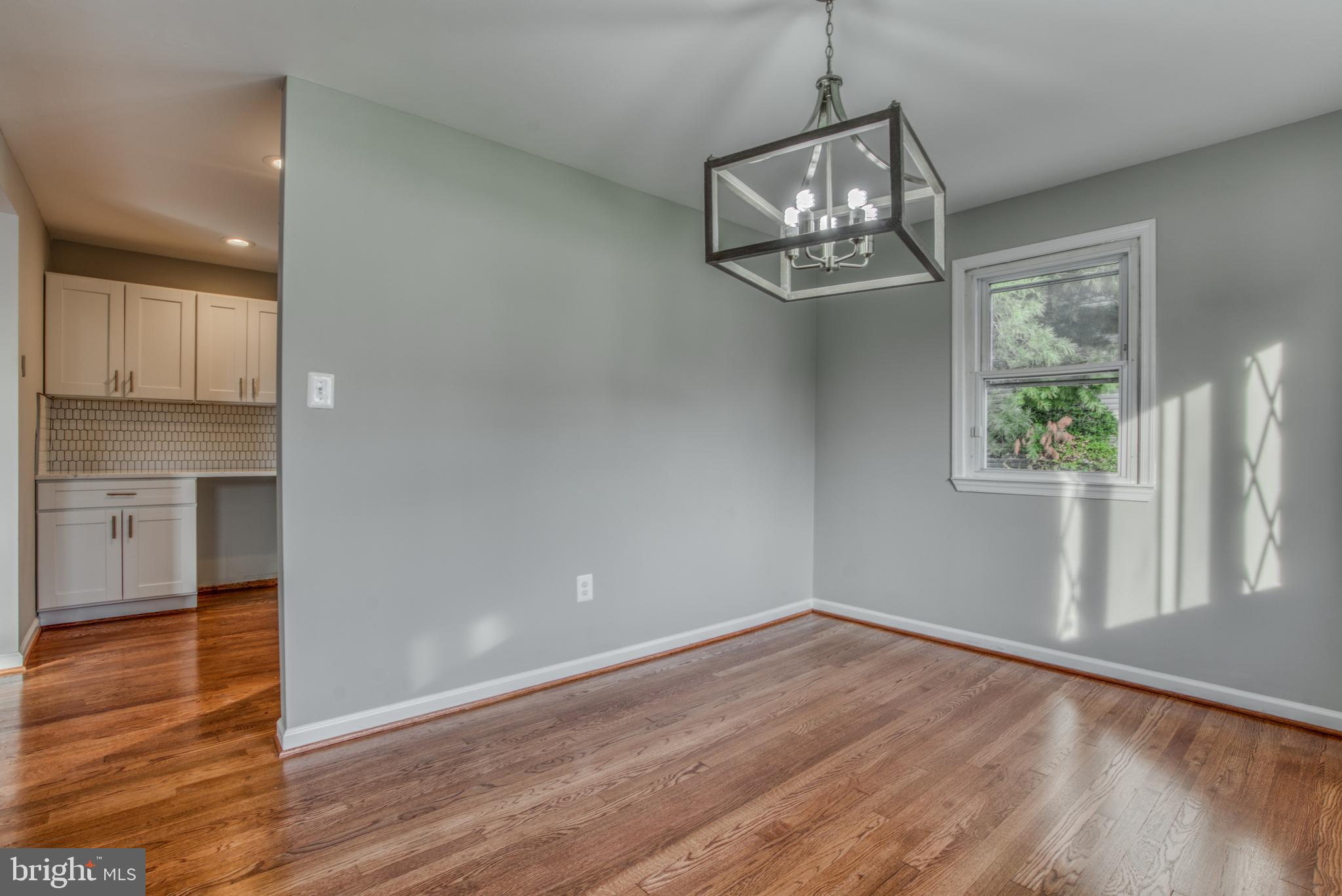 1327 Robin Road Pikesville, MD 21208 - Photo 12 of 51 Gallery Image 12
