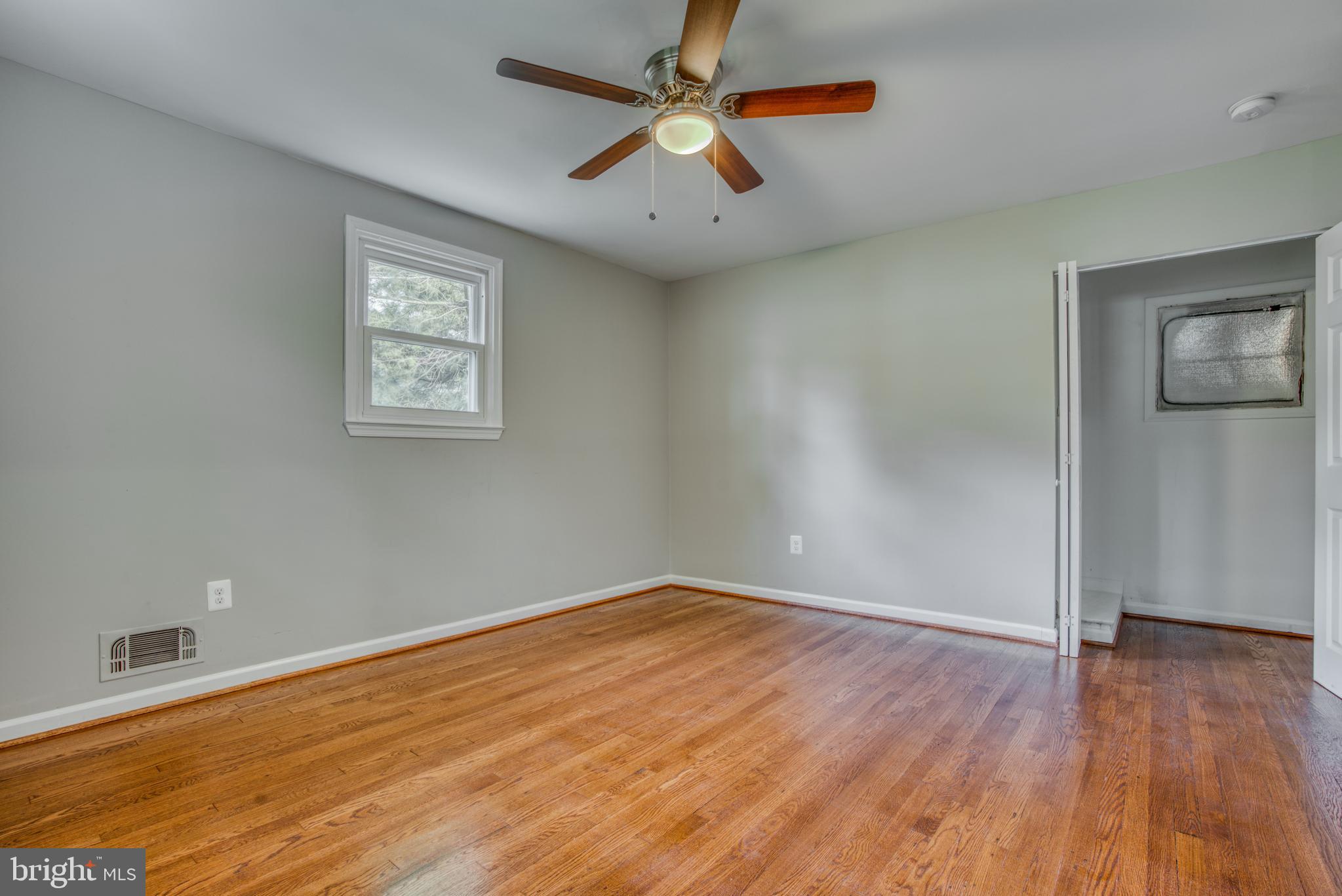 1327 Robin Road Pikesville, MD 21208 - Photo 23 of 51 Gallery Image 23