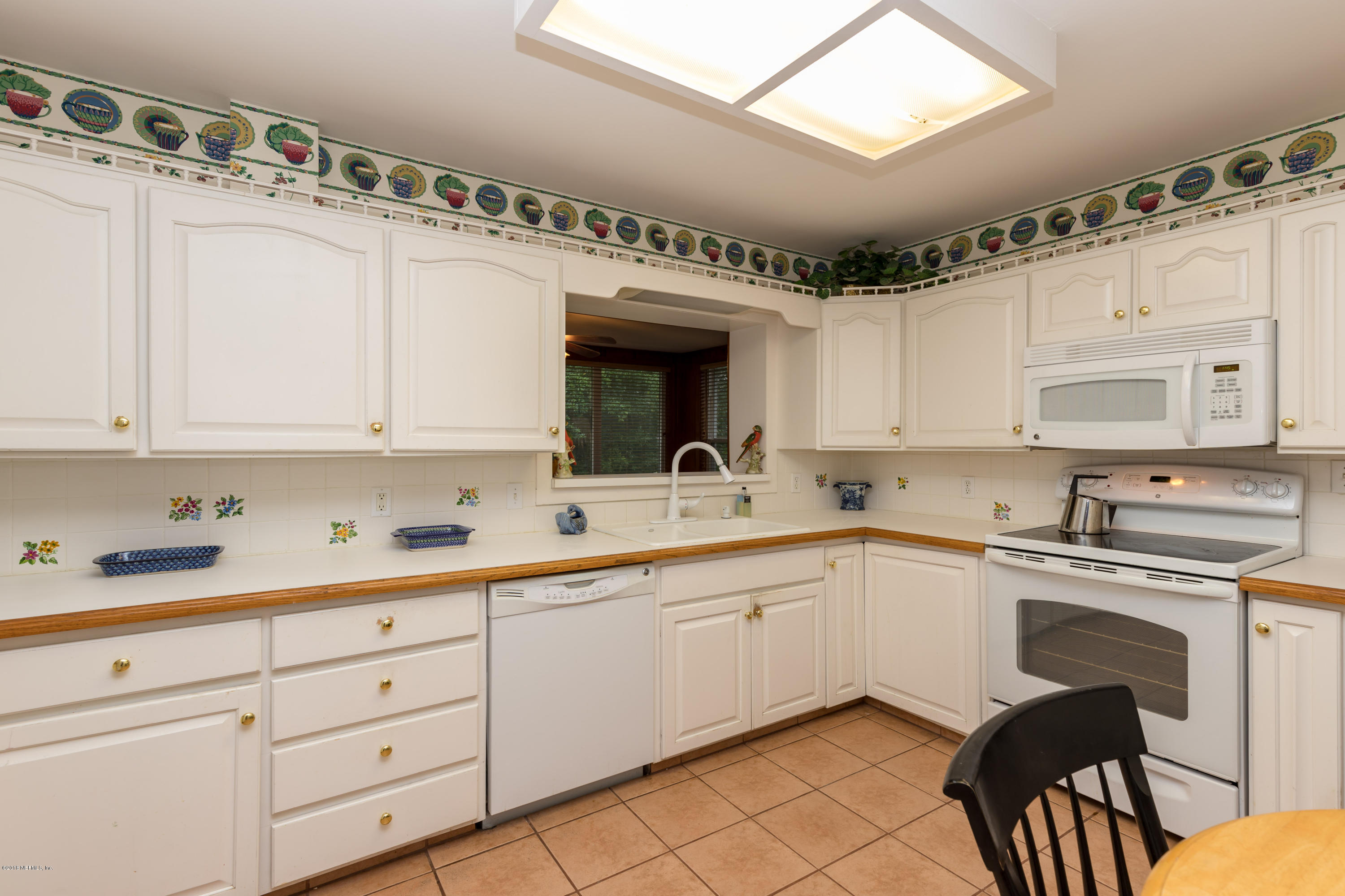 4726 Nottingham Road Jacksonville, FL 32210 - Photo 26 of 41 Kitchen View 2