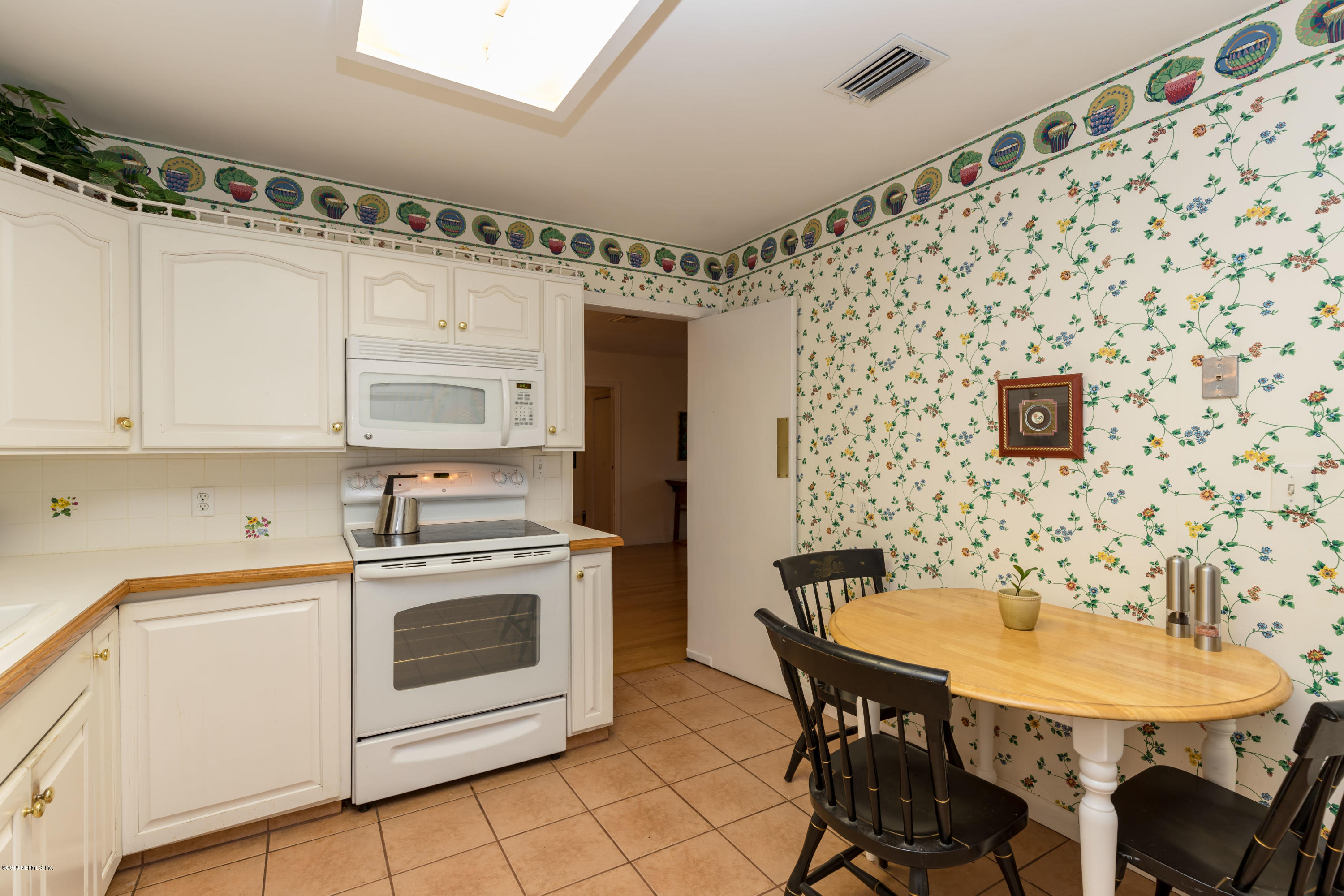 4726 Nottingham Road Jacksonville, FL 32210 - Photo 27 of 41 Kitchen View 3
