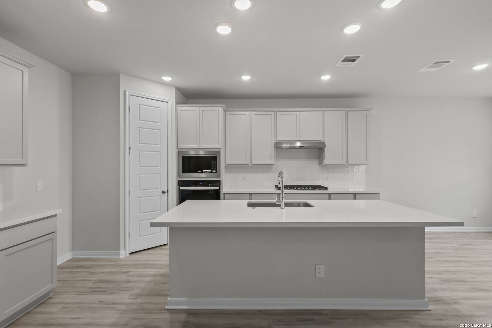 415 Field Fox Cibolo, TX 78108 - Photo 6 of 35