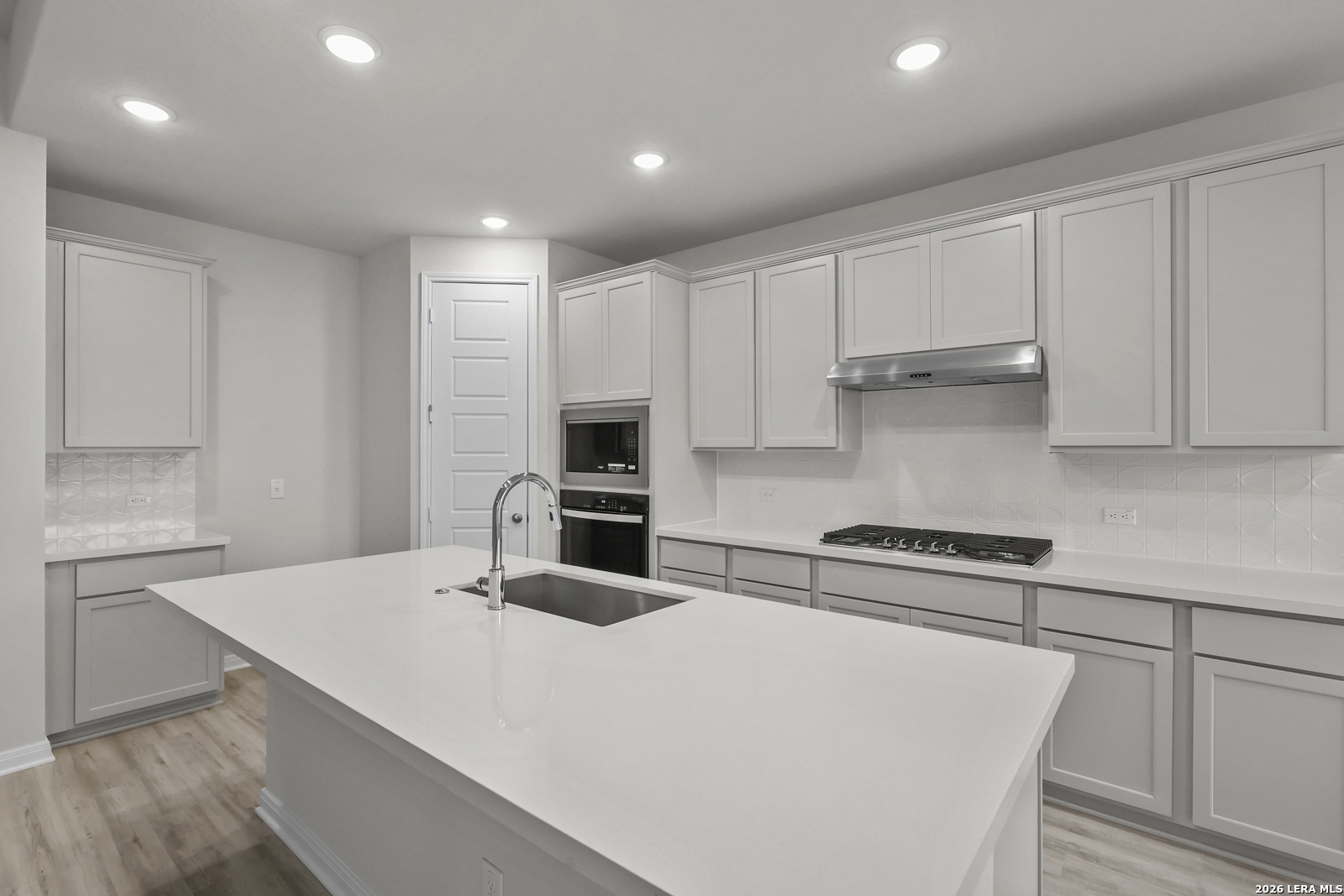 415 Field Fox Cibolo, TX 78108 - Photo 7 of 35