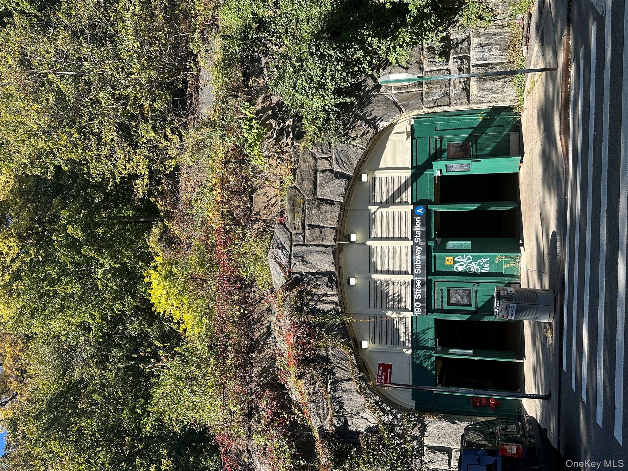 295 Bennett Avenue, Unit 4B Manhattan, NY 10040 - Photo 4 of 18 a view of a large building