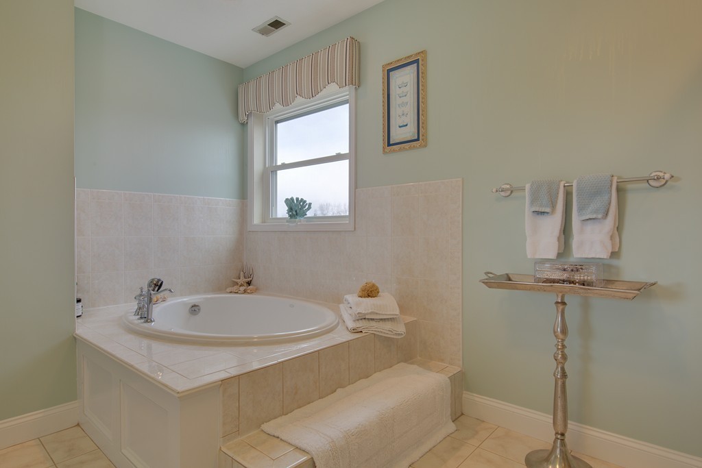 80 Windkist Farm Road North Andover, MA 01845 - Photo 18 of 30 Gallery Image 18