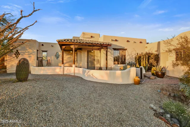 $1,450,000 | 8956 East Stagecoach Pass, Carefree, AZ 85377