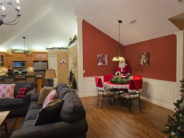 $359,900 | 1113 Melanie Lane, Excelsior Springs, MO 64024