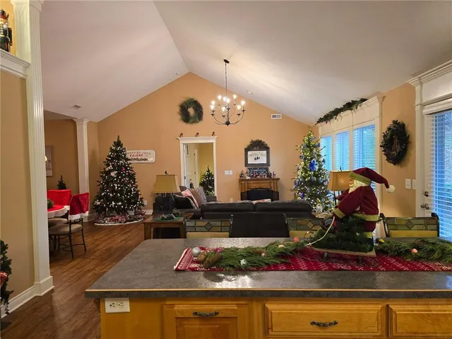 $359,900 | 1113 Melanie Lane, Excelsior Springs, MO 64024