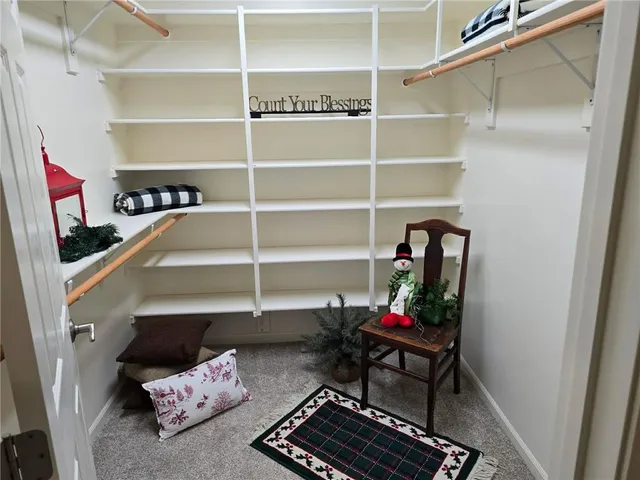 $359,900 | 1113 Melanie Lane, Excelsior Springs, MO 64024