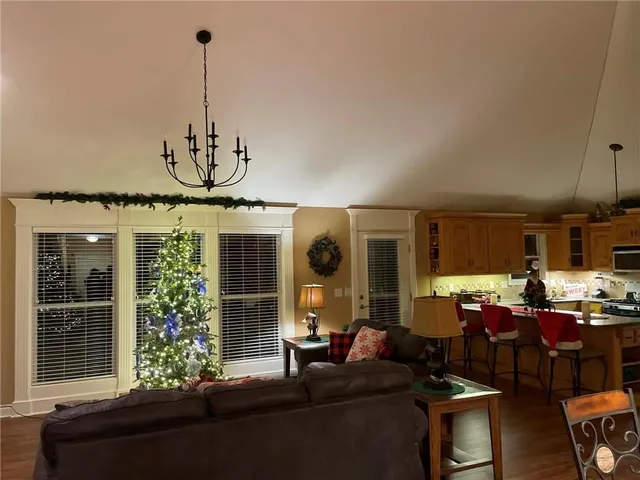 $359,900 | 1113 Melanie Lane, Excelsior Springs, MO 64024