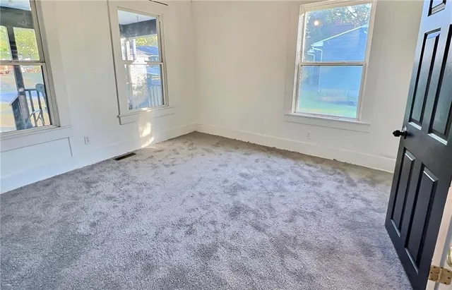 $114,900 | 1239 North Main Street, Nevada, MO 64772