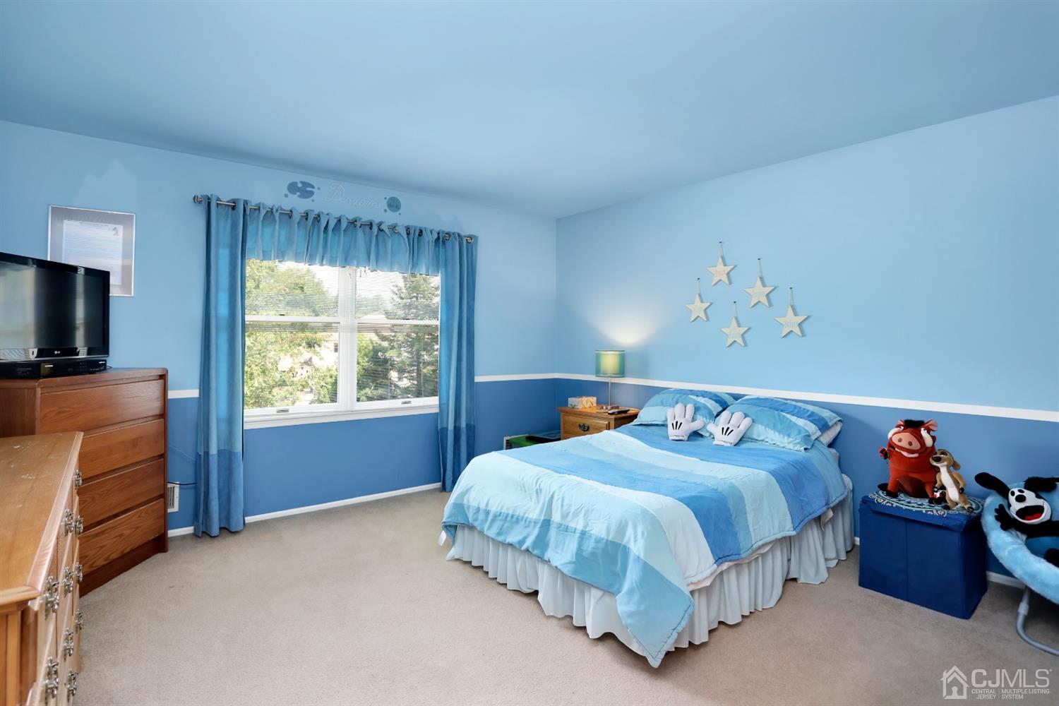 2 Astor Drive Manalapan, NJ 07726 - Photo 49 of 60