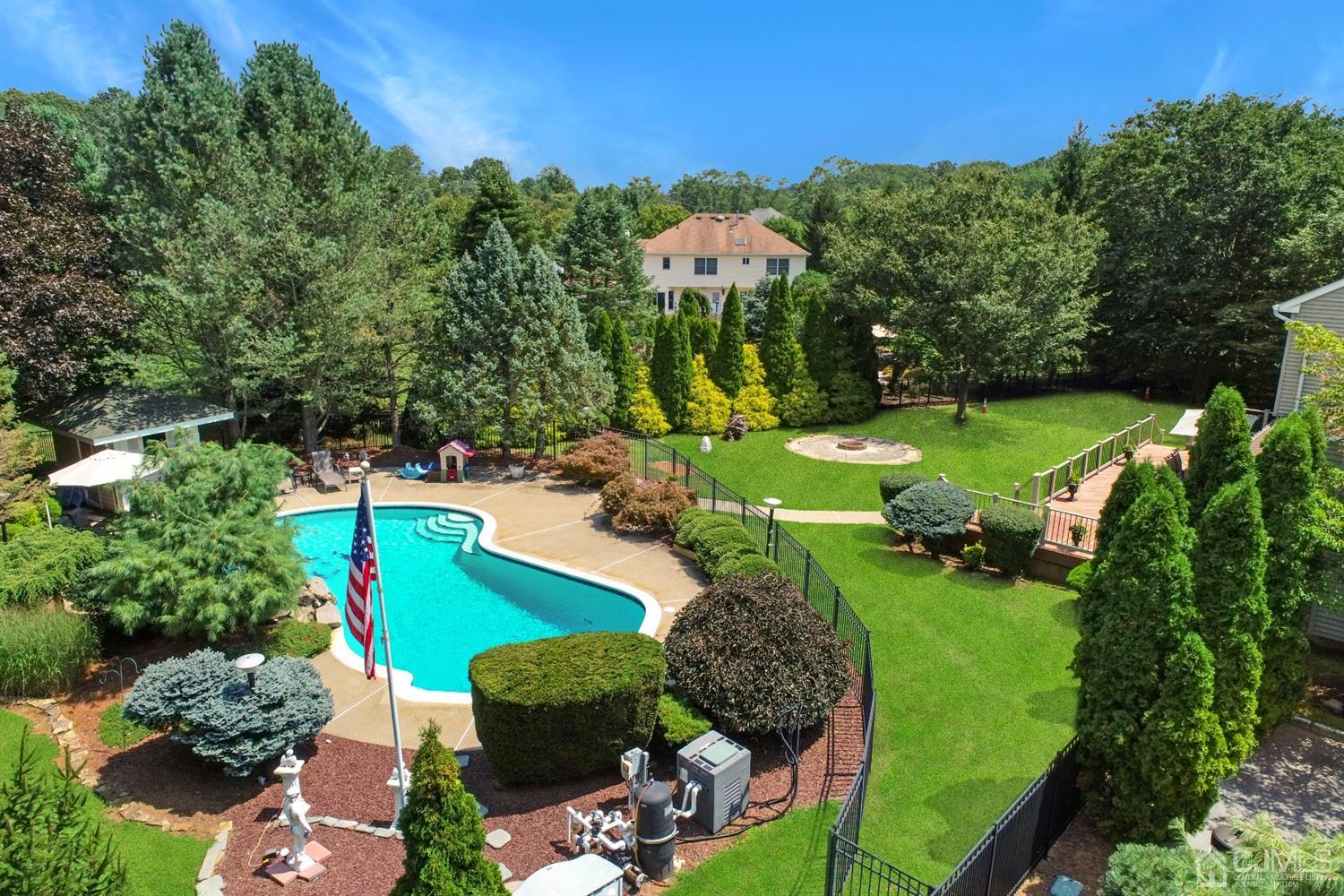 2 Astor Drive Manalapan, NJ 07726 - Photo 9 of 60