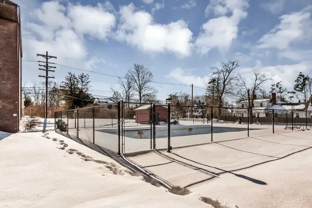 $285,000 | 170 Highland Street, Unit 115A, Taunton, MA 02780